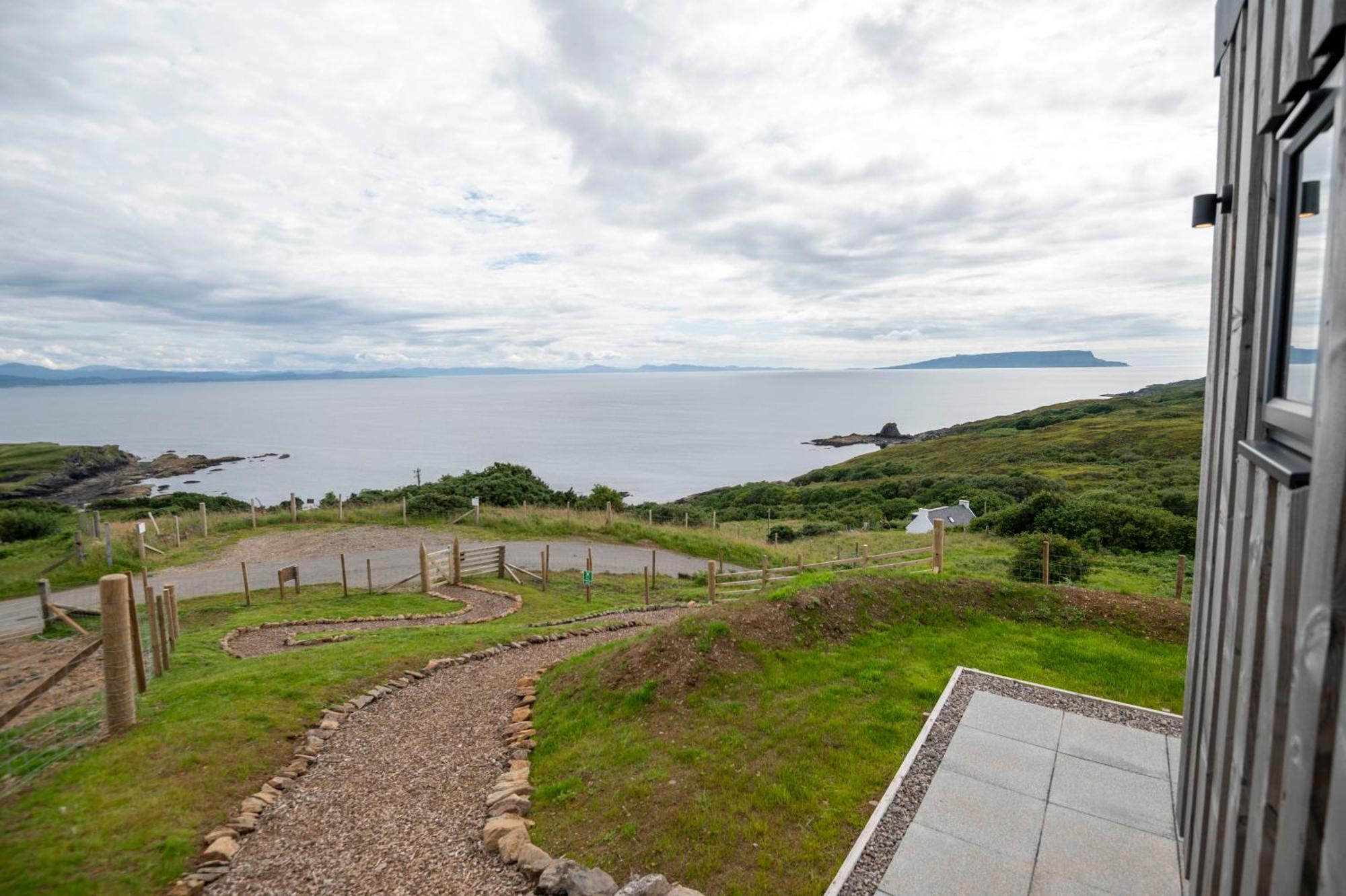 Vila Hut On The Hill Aird of Sleat Exteriér fotografie